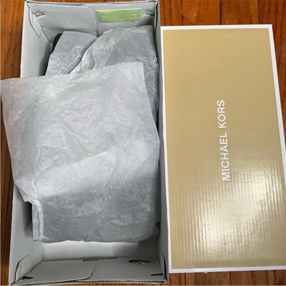 ᴍɪᴄʜᴀᴇʟ ᴋᴏʀꜱ ꜱᴀɴᴅᴀʟꜱ ᴘʟᴀᴛꜰᴏʀᴍ ,ʙʀᴀɴᴅ: ᴍɪᴄʜᴀᴇʟ ᴋᴏʀꜱ ,ꜱɪᴢᴇ : 7 , ᴄᴏʟᴏʀ : ʀᴏꜱᴇ ɢᴏʟᴅ - Picture 6 of 6